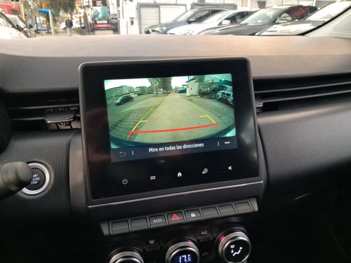 RENAULT CLIO 1.0 Zen Plus Mt año 2023