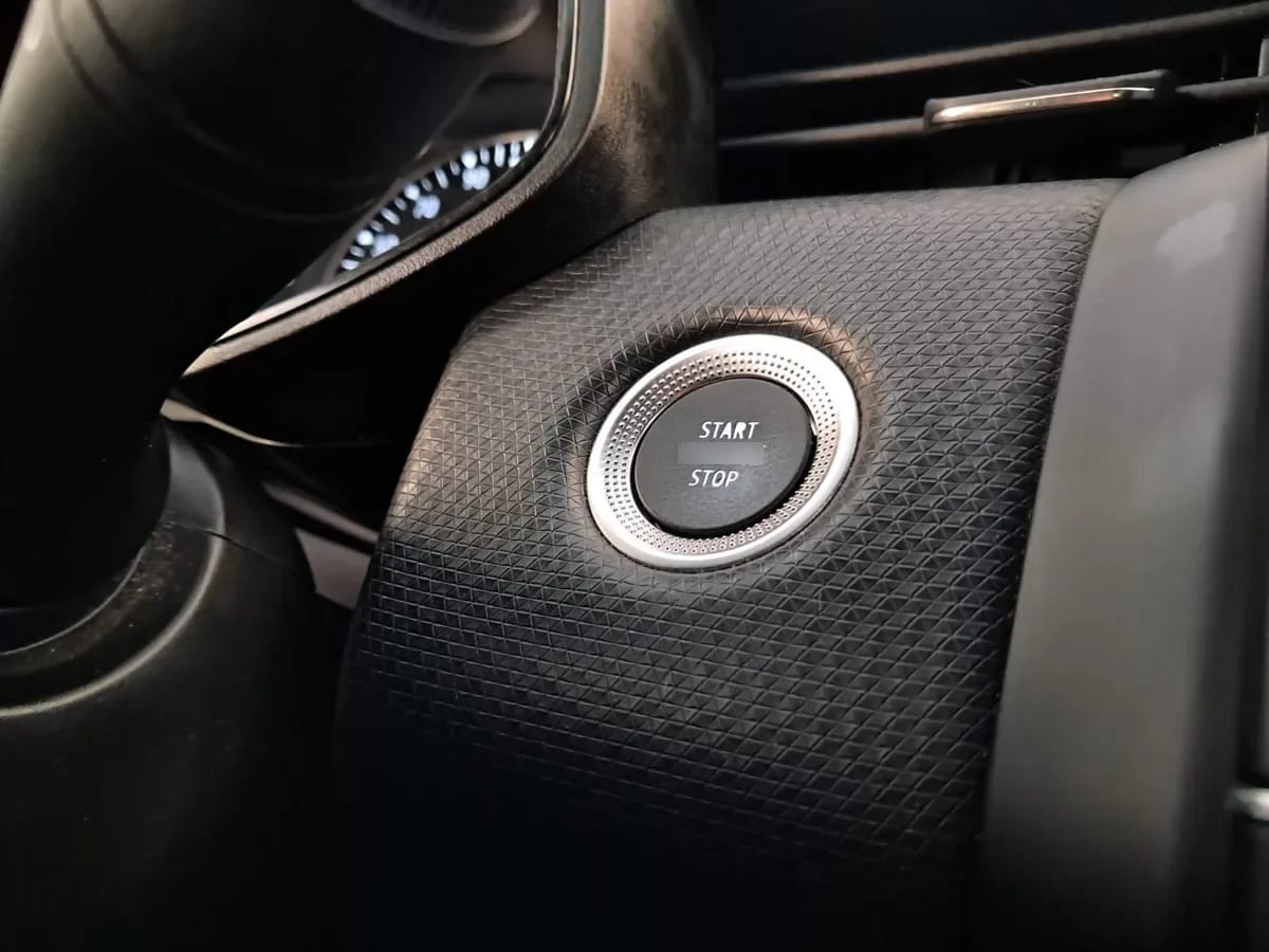 RENAULT CLIO 1.0 Zen Plus Mt año 2023