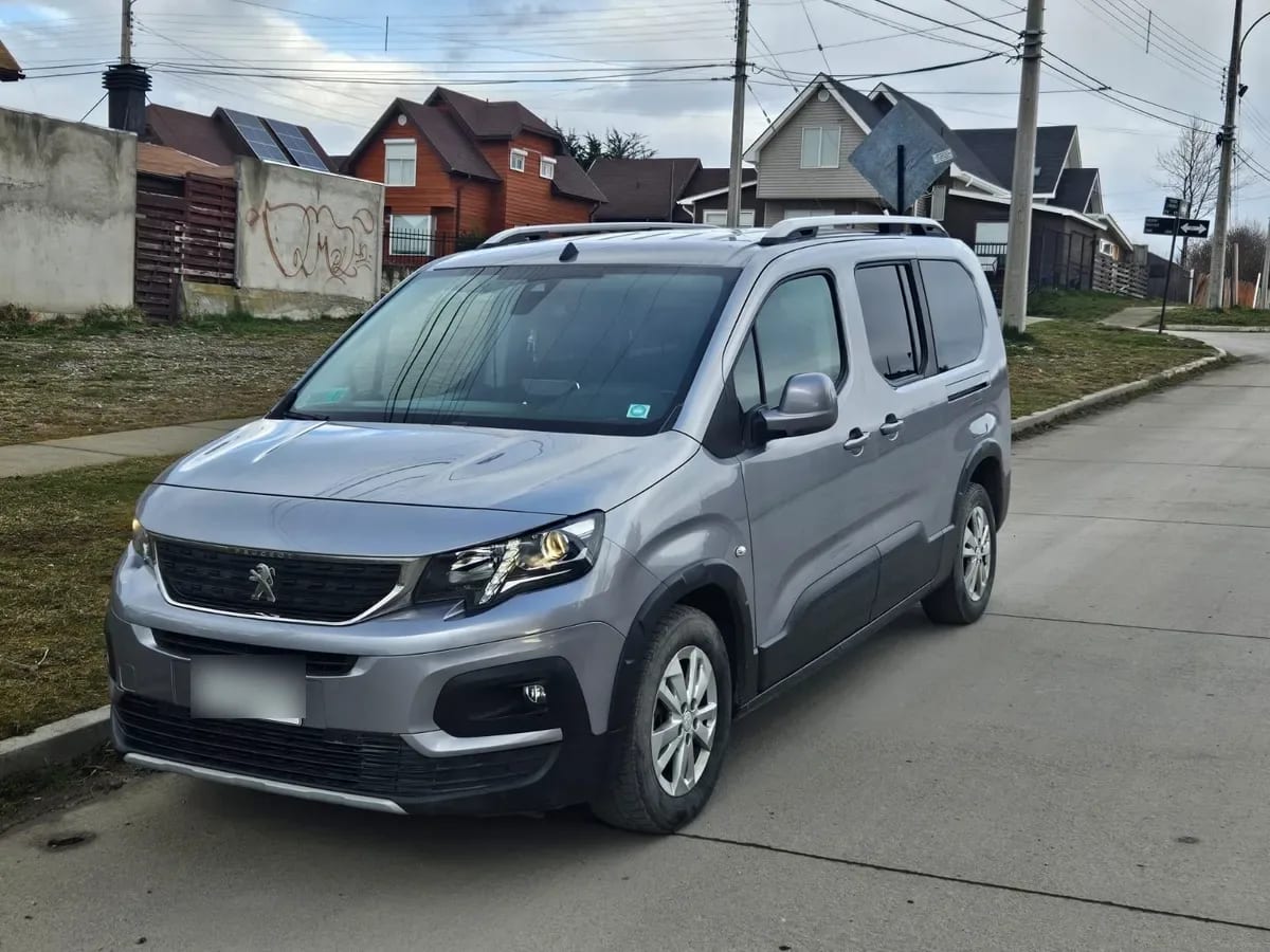 PEUGEOT RIFTER 1.6 Allure Bluehdi 100 Mt Diesel año 2020