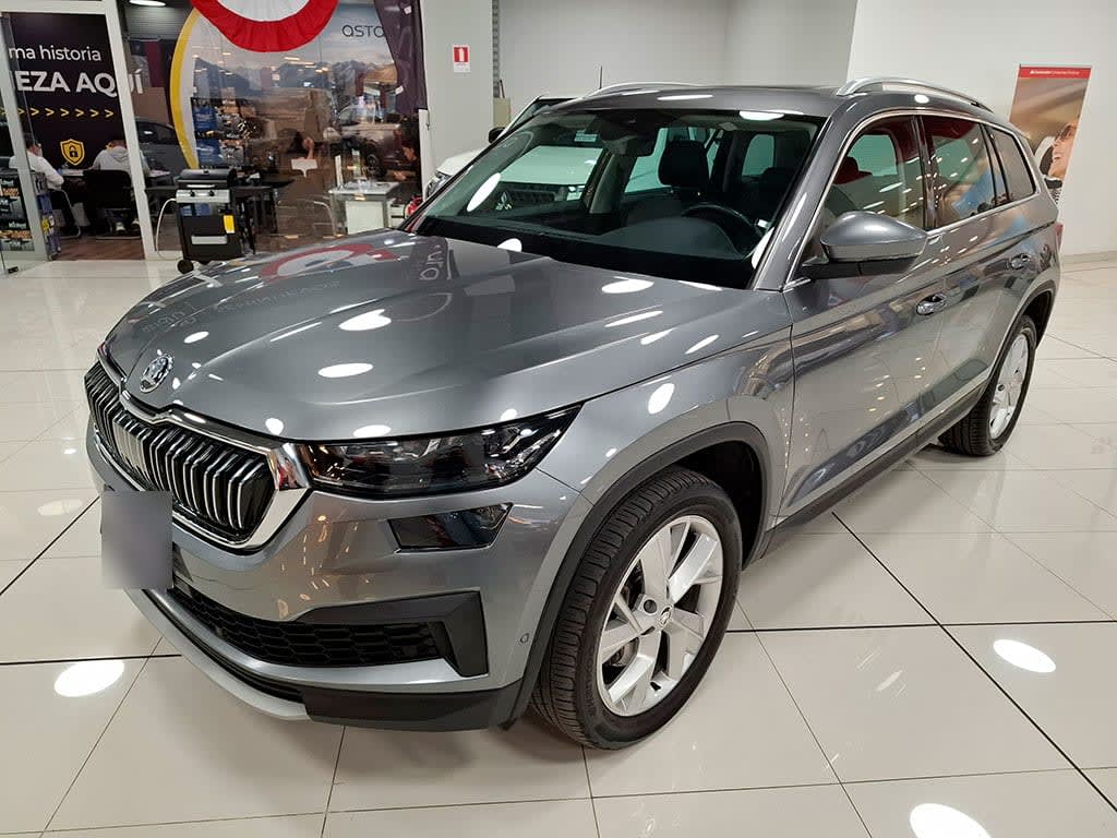 Skoda Kodiaq 2.0 Tsi Style 4x4 Dsg7 At 5p año 2024