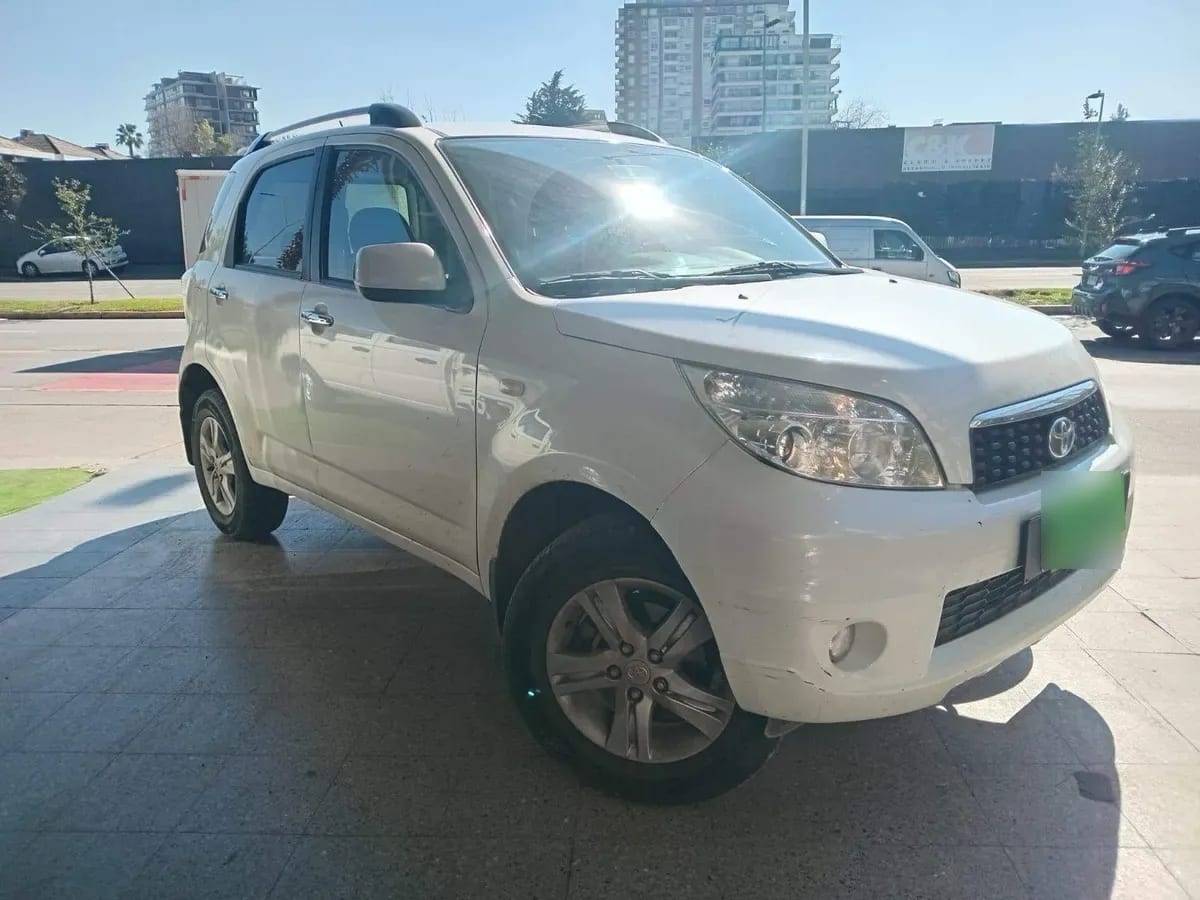 Toyota Rush 1.5 Lei 4x2 Mt 5p año 2019