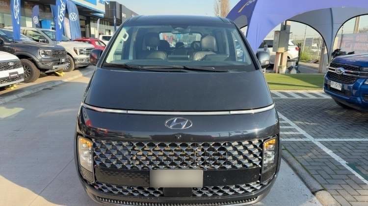 Hyundai Staria 2.2 Us4 Mb Luxury Crdi Diesel 4wd 7p At 5p año 2023
