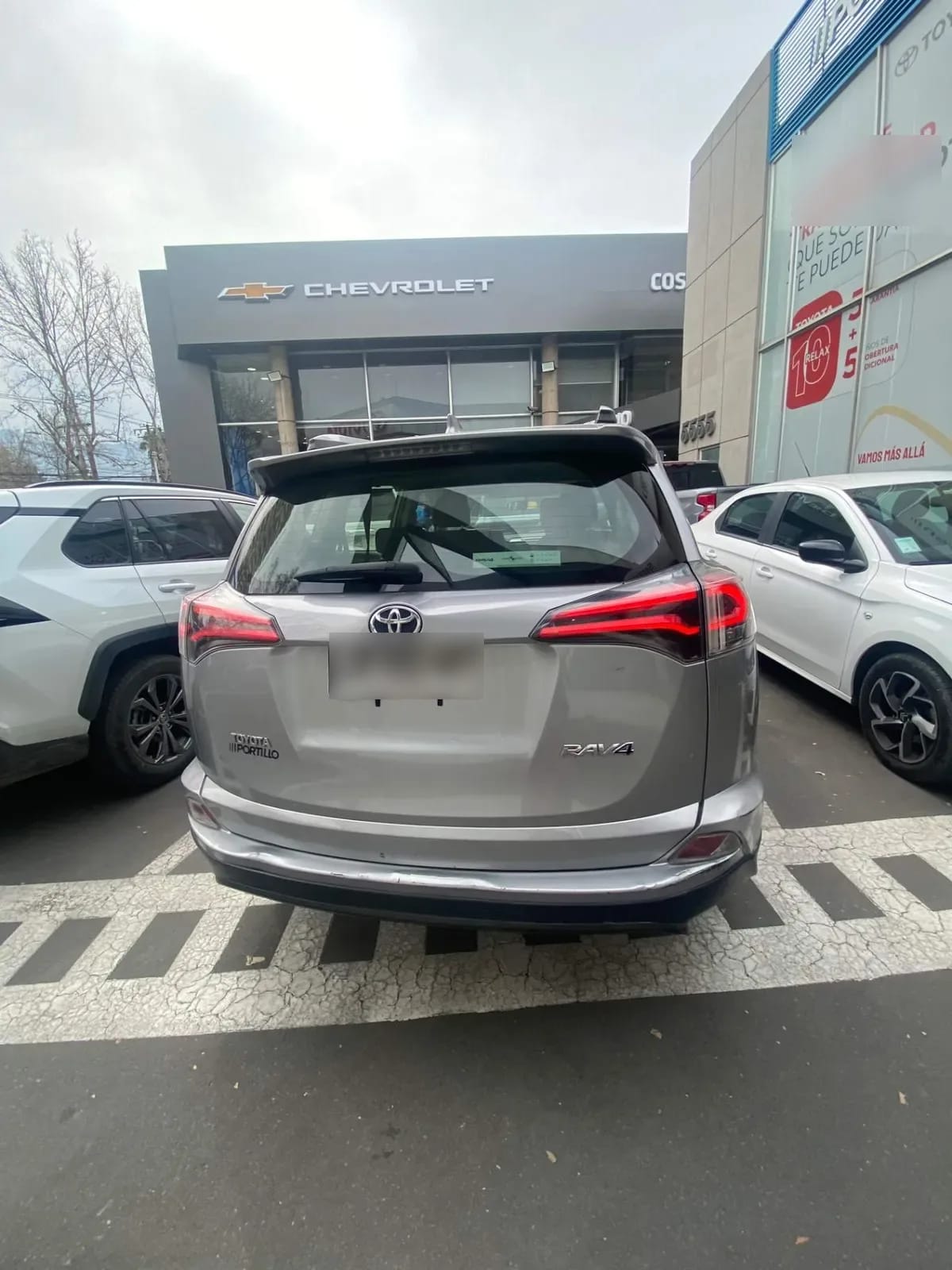 Toyota Rav 4 2.0 Adventure 4x2 Lujo Cvt At 5p año 2019