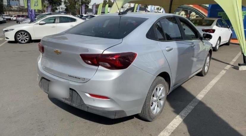 Chevrolet Onix 1.0t Lt 4x2 Sedan Mt 4p año 2021