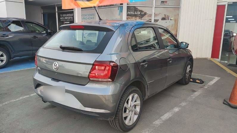 Volkswagen Gol 1.6 Highline 4x2 Hb Mt 5p año 2022