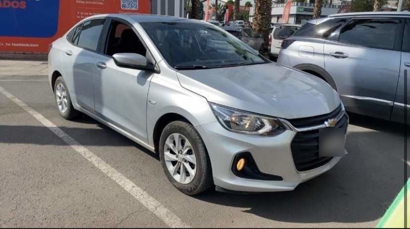 Chevrolet Onix 1.0t Lt 4x2 Sedan Mt 4p año 2021