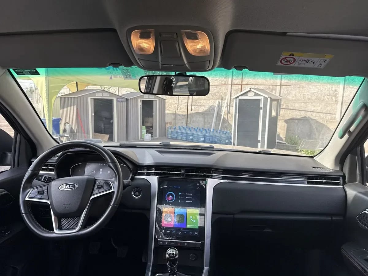 JAC T8 Pro 2.0 Luxury 4x2 Diesel Mt 4p año 2023