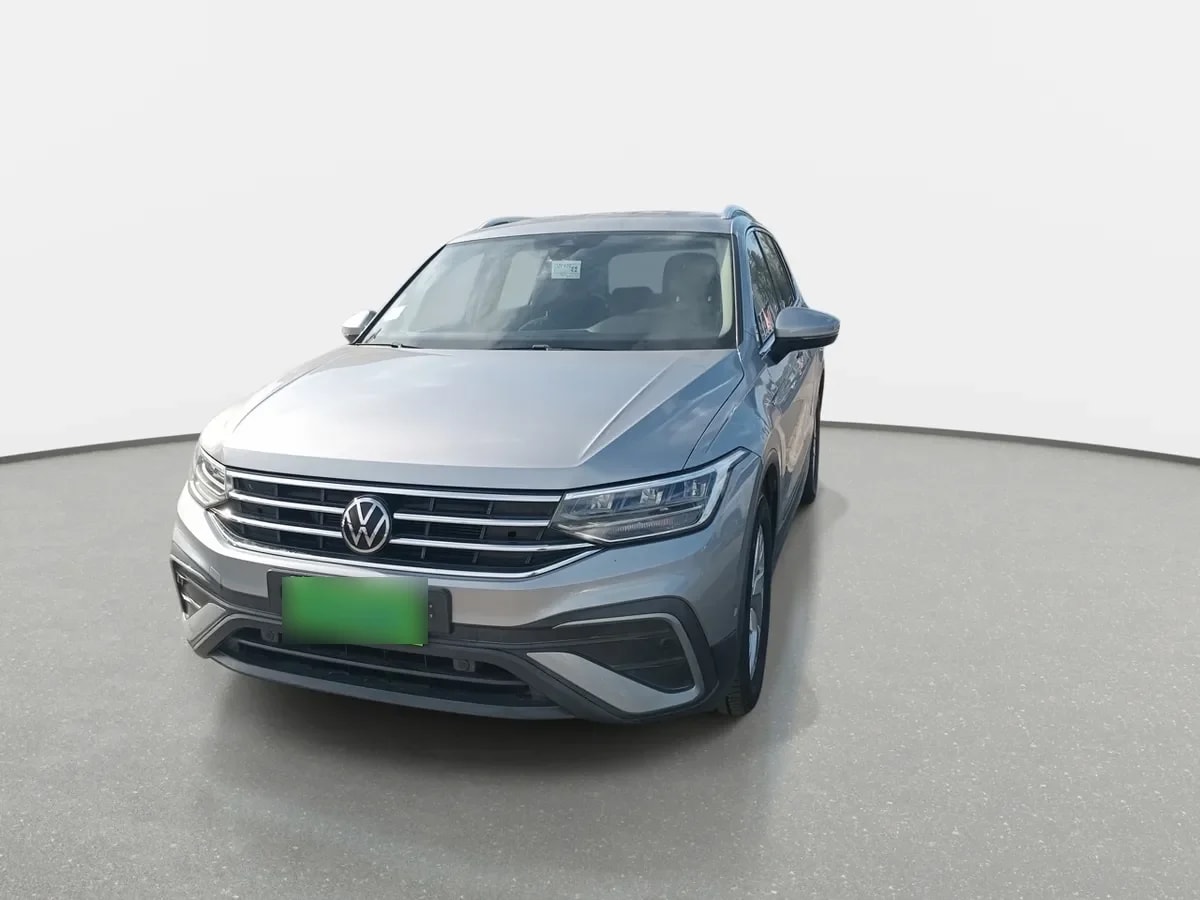 Volkswagen Tiguan 1.4 Tsi Comfortline 4x2 At 5p año 2023