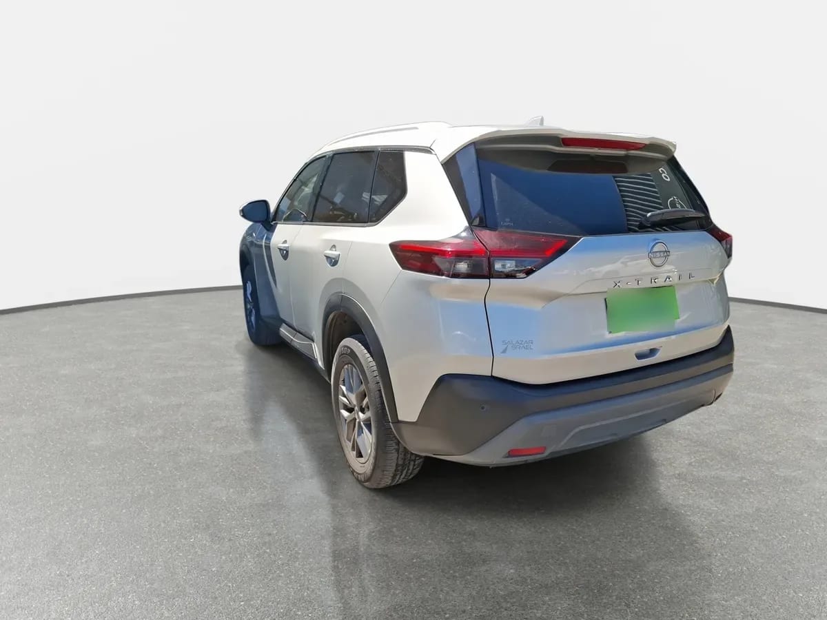 Nissan X-Trail 2.5 Sense 4x2 3row Cvt At 5p año 2024