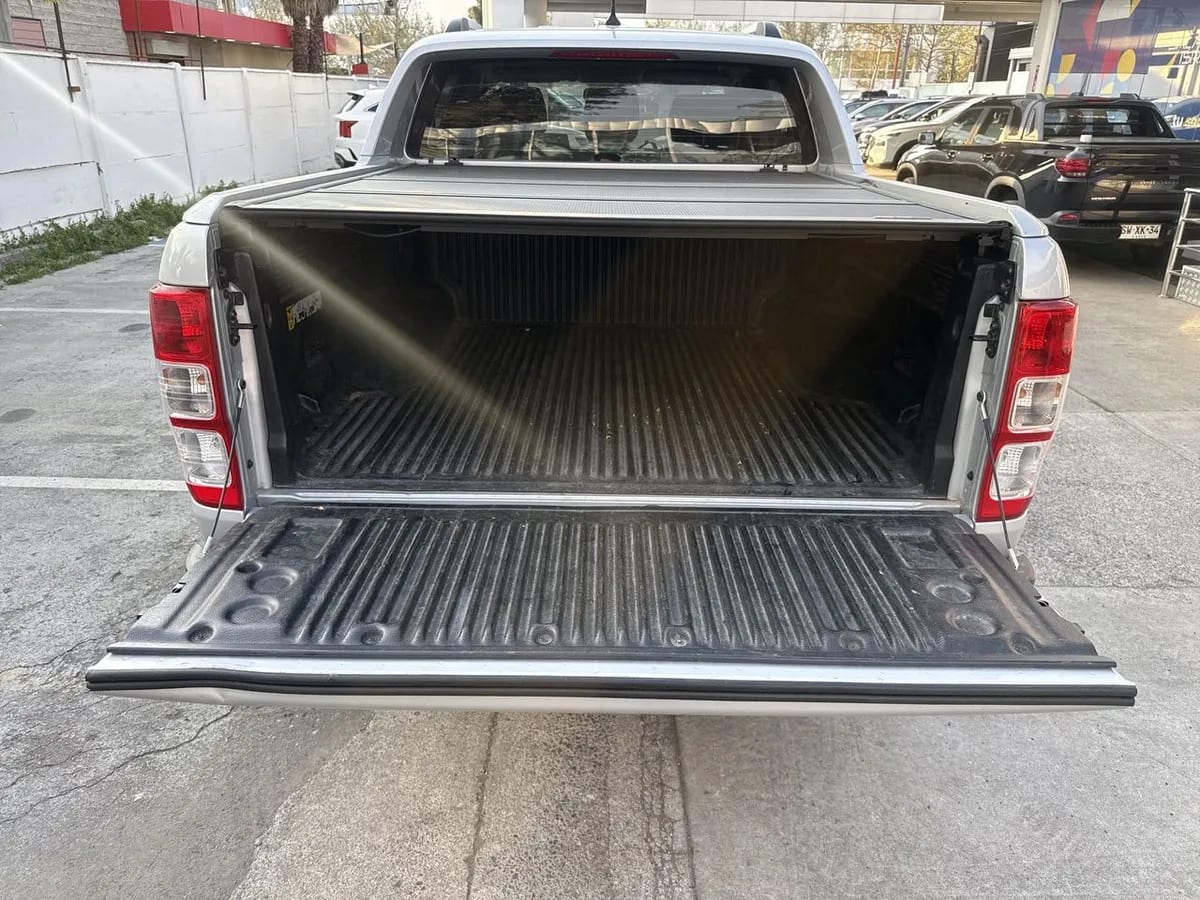 Ford Ranger 3.2 Ltd Euro 6 Diesel 4x4 Dob. Cab. At 4p año 2023