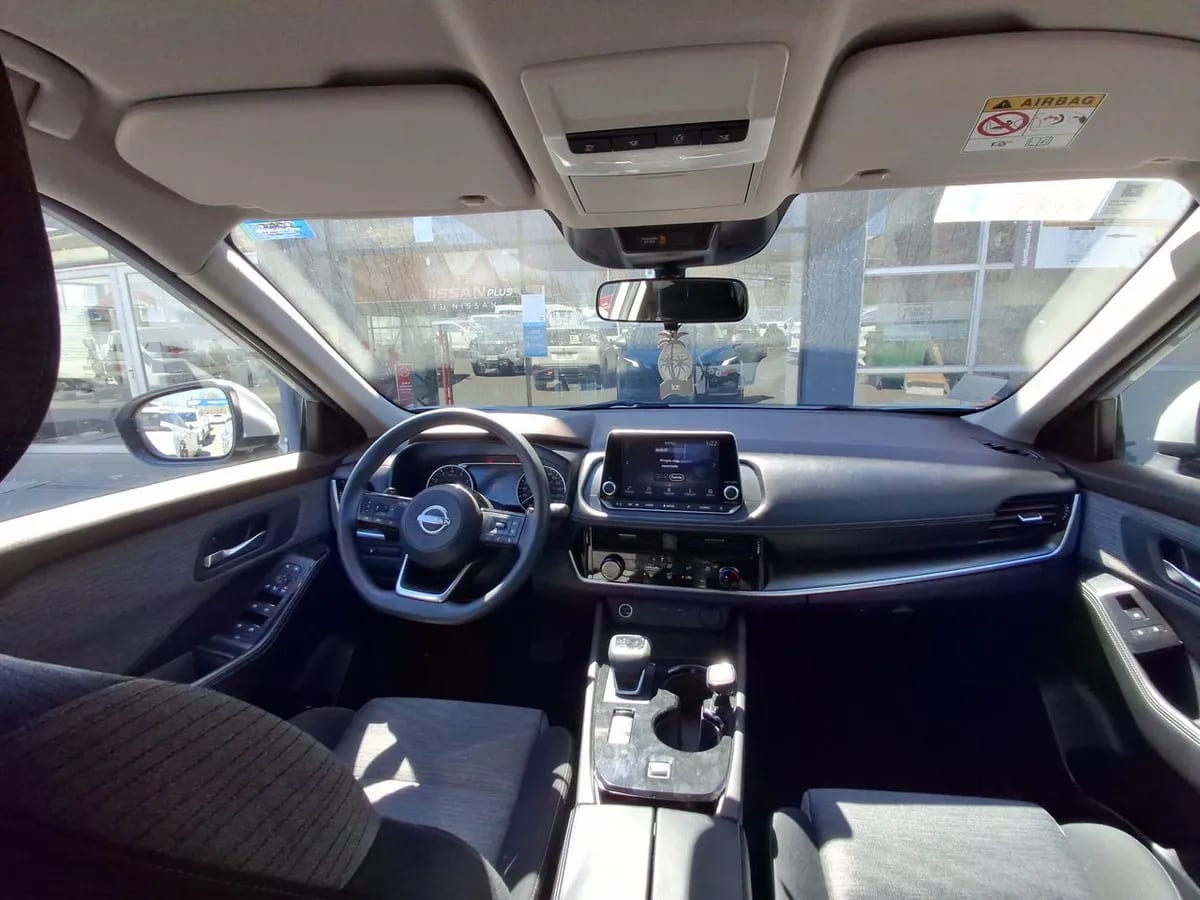 Nissan X-Trail 2.5 Sense 4x2 3row Cvt At 5p año 2024