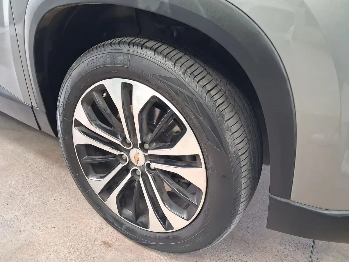 Chevrolet Captiva 1.5t Premier Fwd Mt 5p año 2023