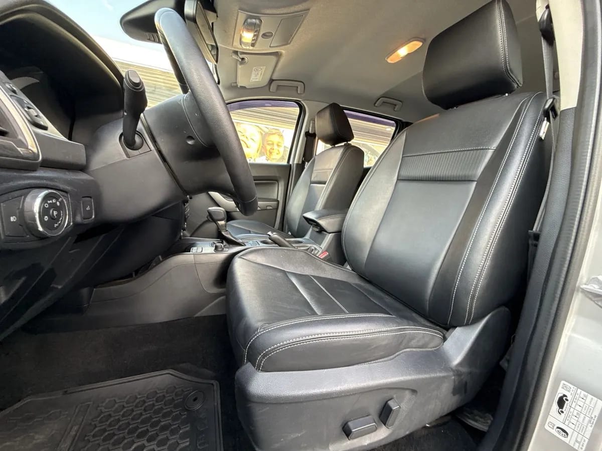 Ford Ranger 3.2 Ltd Euro 6 Diesel 4x4 Dob. Cab. At 4p año 2023
