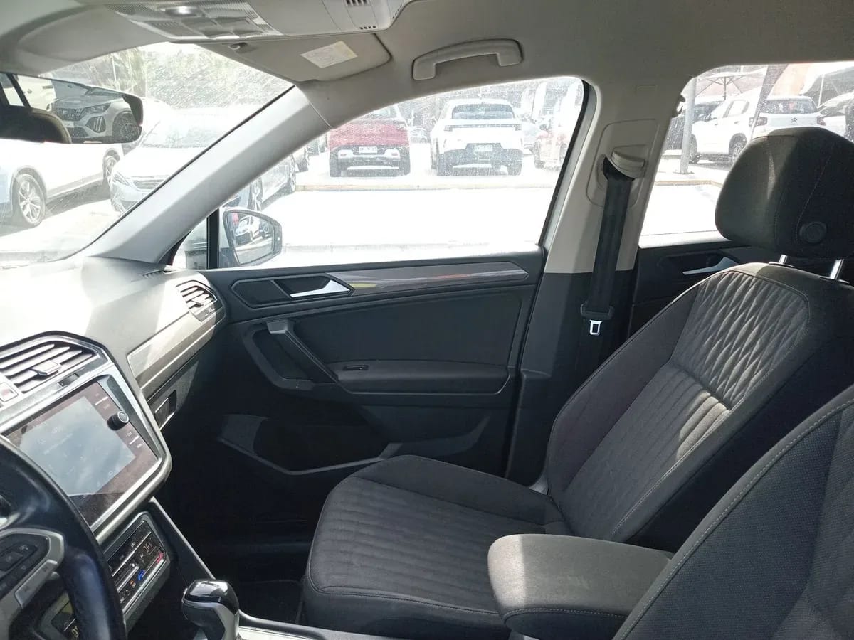 Volkswagen Tiguan 1.4 Tsi Comfortline 4x2 At 5p año 2023