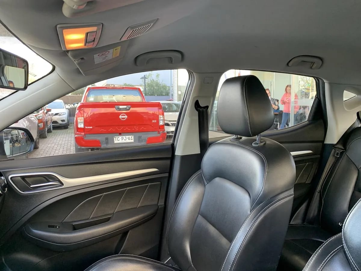 MG Mg Zs 1.5 Comfort 4x2 Mt 5p año 2022