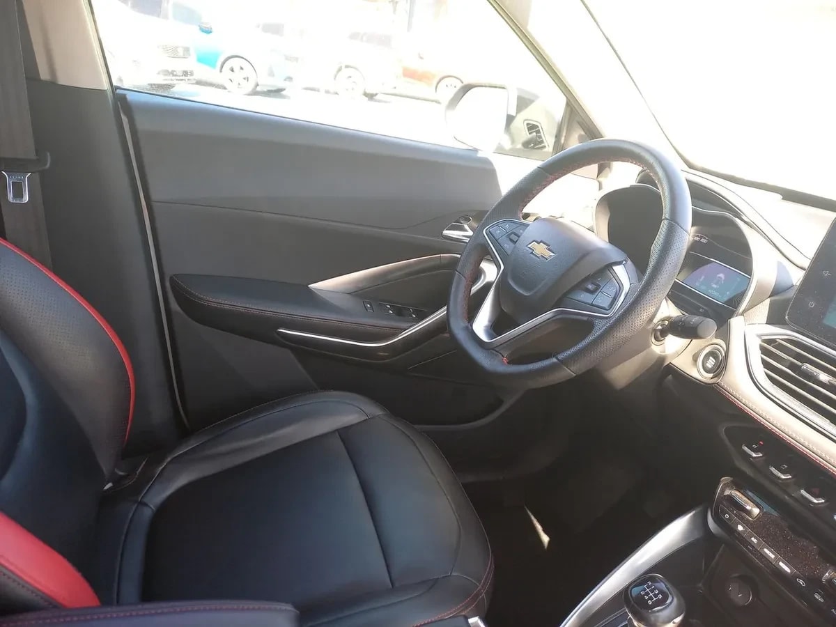 Chevrolet Groove 1.5 Premier P 4x2 Mt 5p año 2024