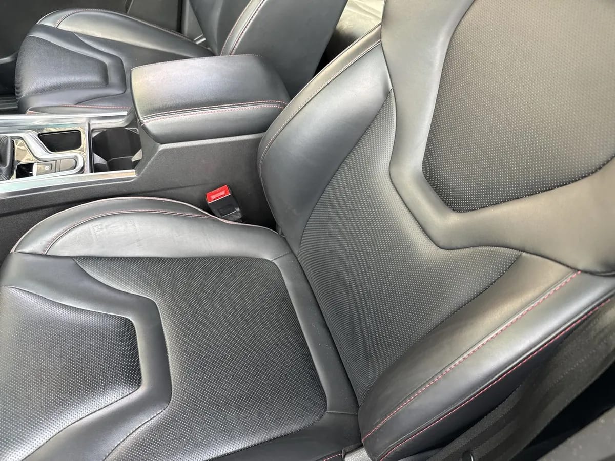 JAC T8 Pro 2.0 Luxury 4x2 Diesel Mt 4p año 2023