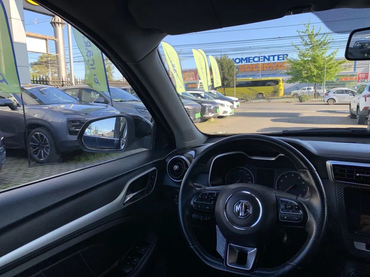 MG Mg Zs 1.5 Comfort 4x2 Mt 5p año 2022
