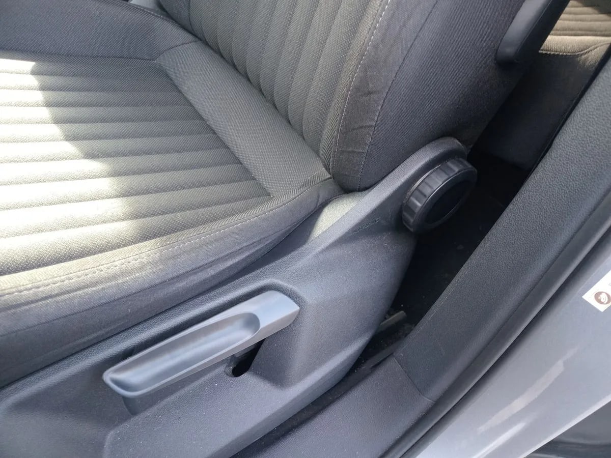 Volkswagen Tiguan 1.4 Tsi Comfortline 4x2 At 5p año 2023