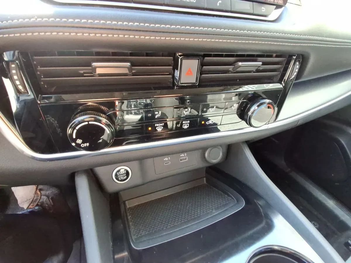 Nissan X-Trail 2.5 Sense 4x2 3row Cvt At 5p año 2024