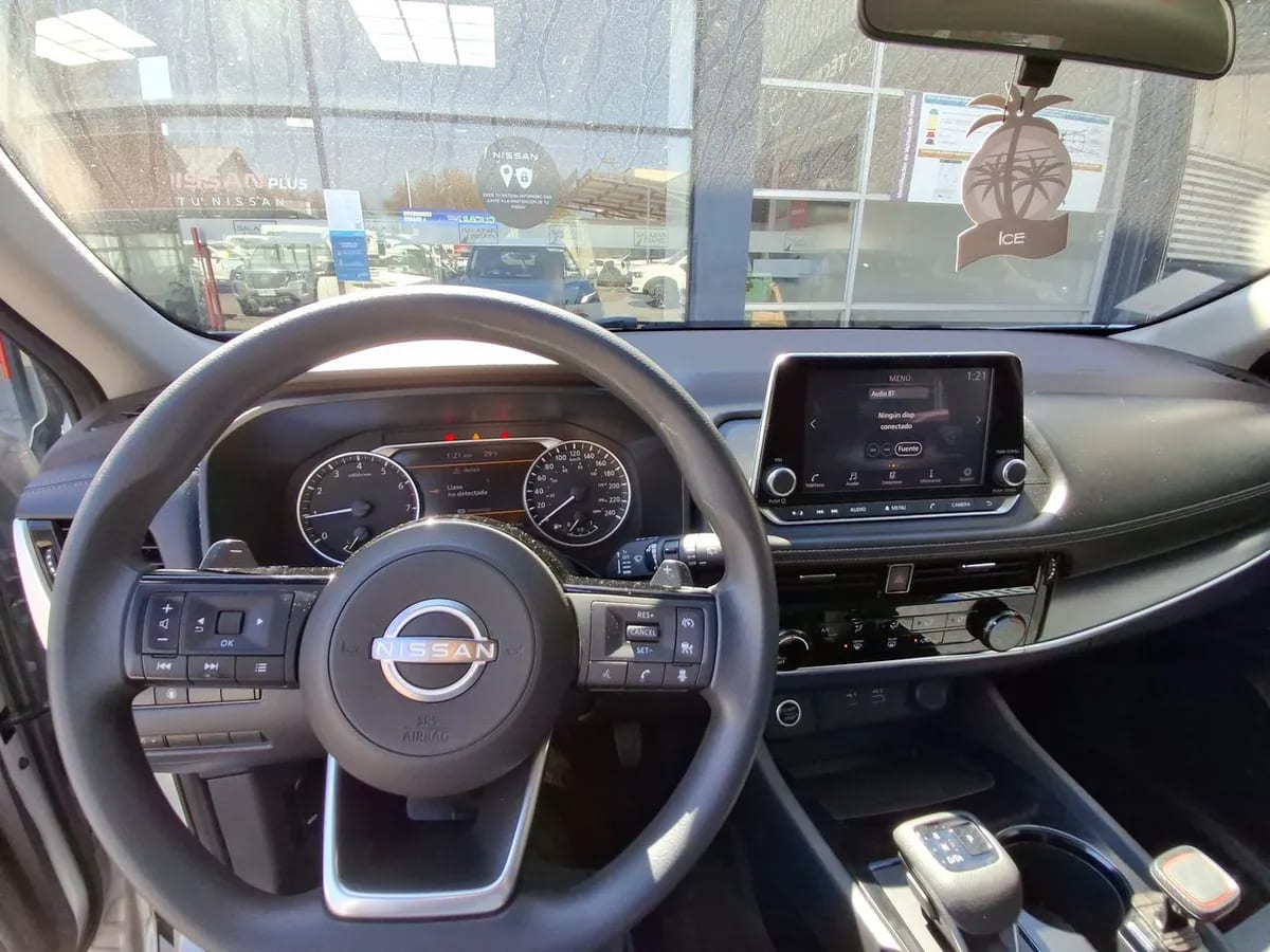 Nissan X-Trail 2.5 Sense 4x2 3row Cvt At 5p año 2024