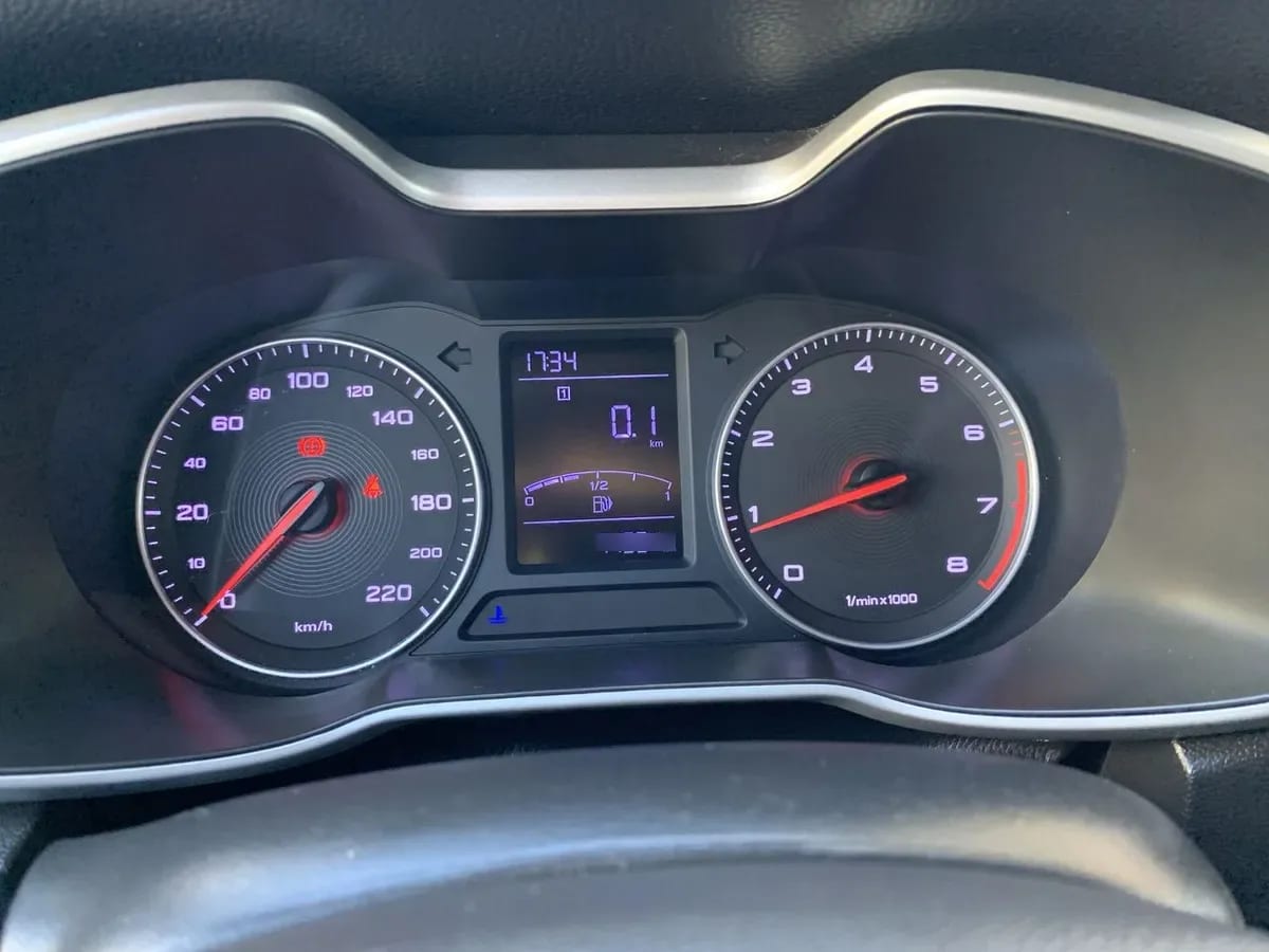 MG Mg Zs 1.5 Comfort 4x2 Mt 5p año 2022