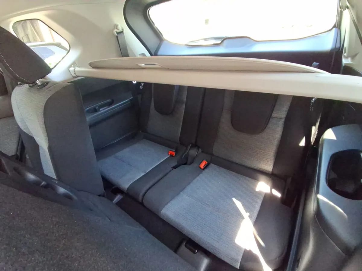 Nissan X-Trail 2.5 Sense 4x2 3row Cvt At 5p año 2024