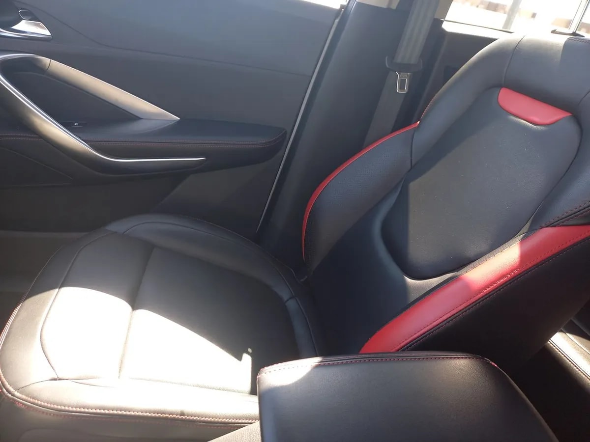 Chevrolet Groove 1.5 Premier P 4x2 Mt 5p año 2024