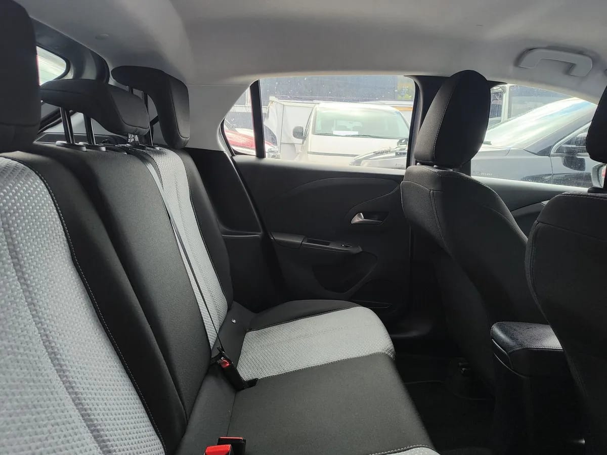 Opel Corsa 1.2 Edition 75hp 4x2 Mt5 5p año 2025
