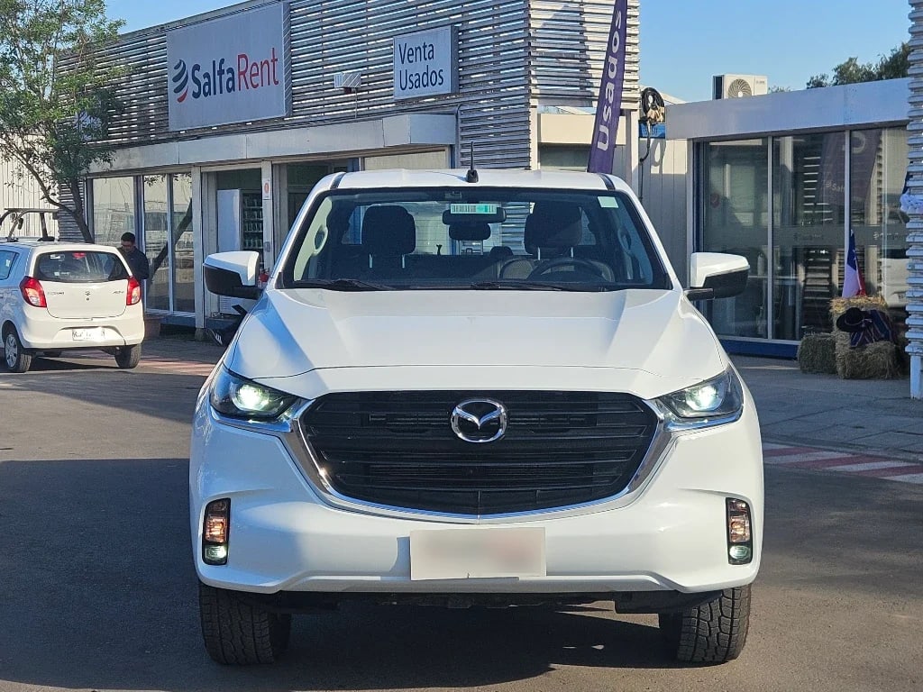 Mazda Bt-50 4x4 6at año 2024