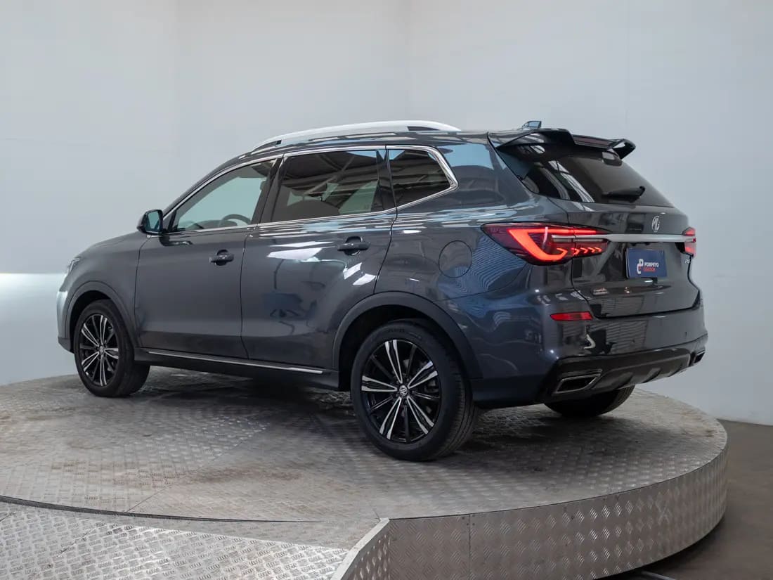 MG Rx5 1.5t Com 2wd Mt 5p año 2024