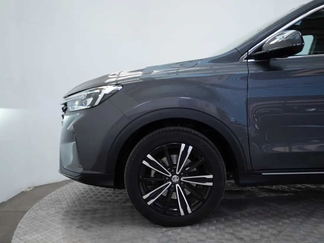MG Rx5 1.5t Com 2wd Mt 5p año 2024