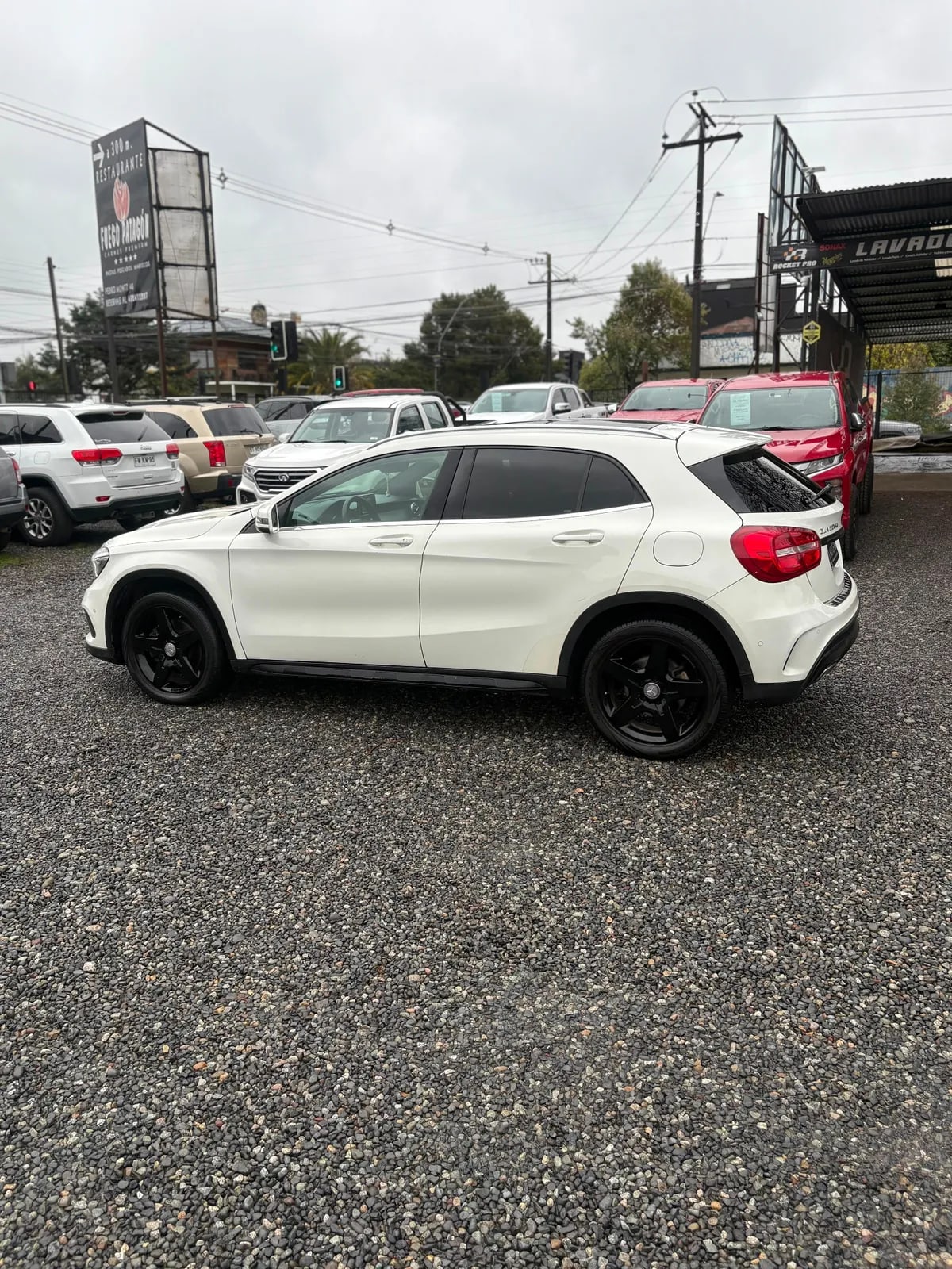 MERCEDES BENZ GLA220 2.1 Cdi 4matic At 4x4 Diesel año 2016