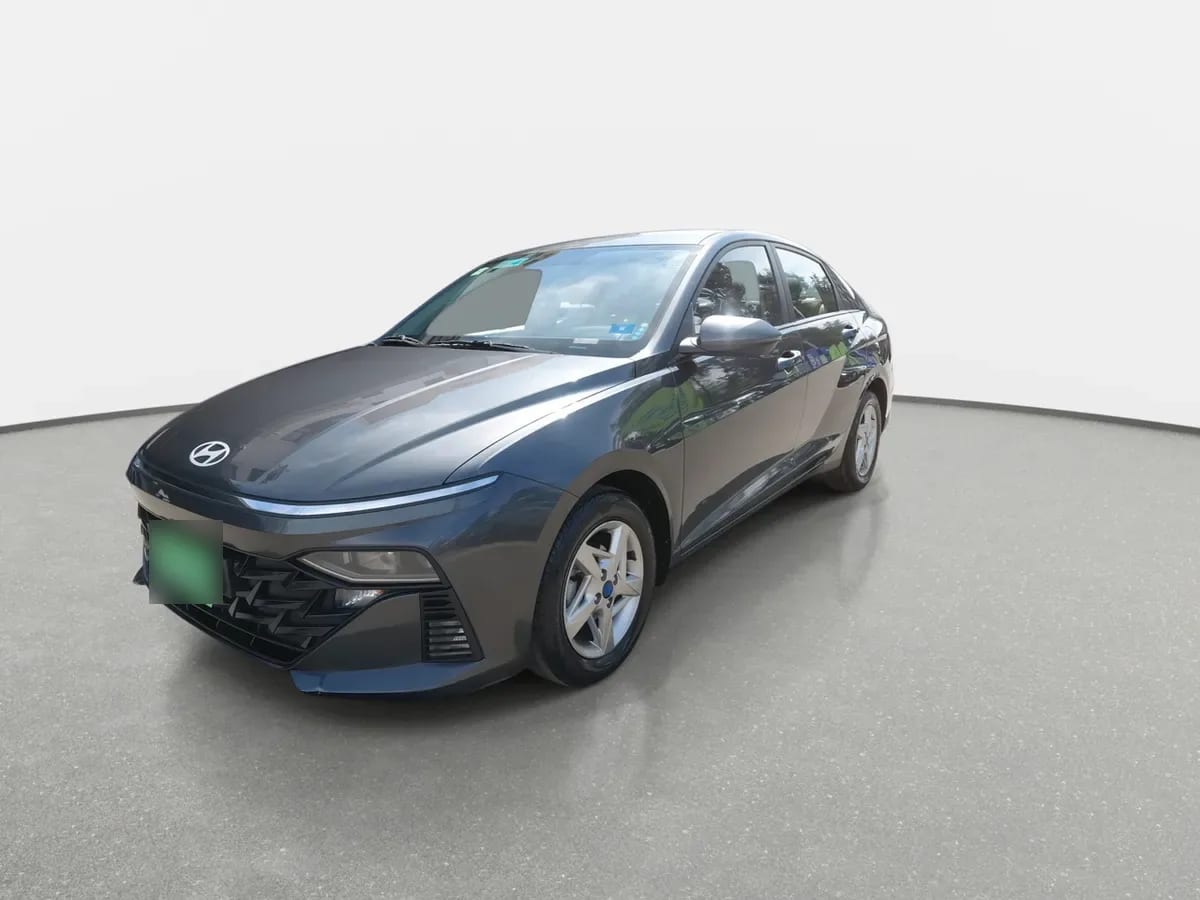 Hyundai Accent 1.4 Hci Plus 4x2 Mt 4p año 2024