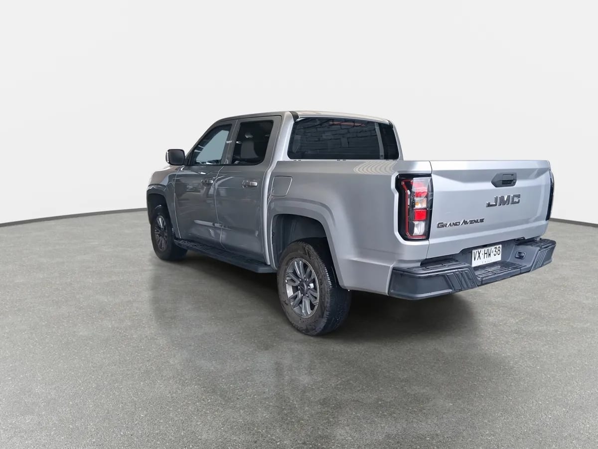 JMC Grand Avenue 2.3t Diesel 4x4 Dob. Cab. Mt 4p año 2026
