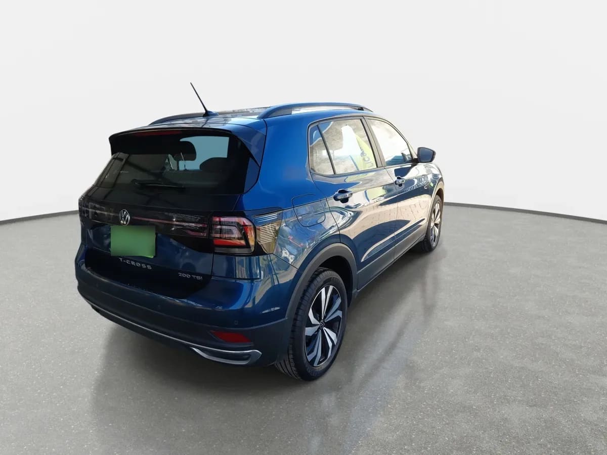 Volkswagen T-Cross 1.0 Tsi Comfortline 4x2 6at 5p año 2024