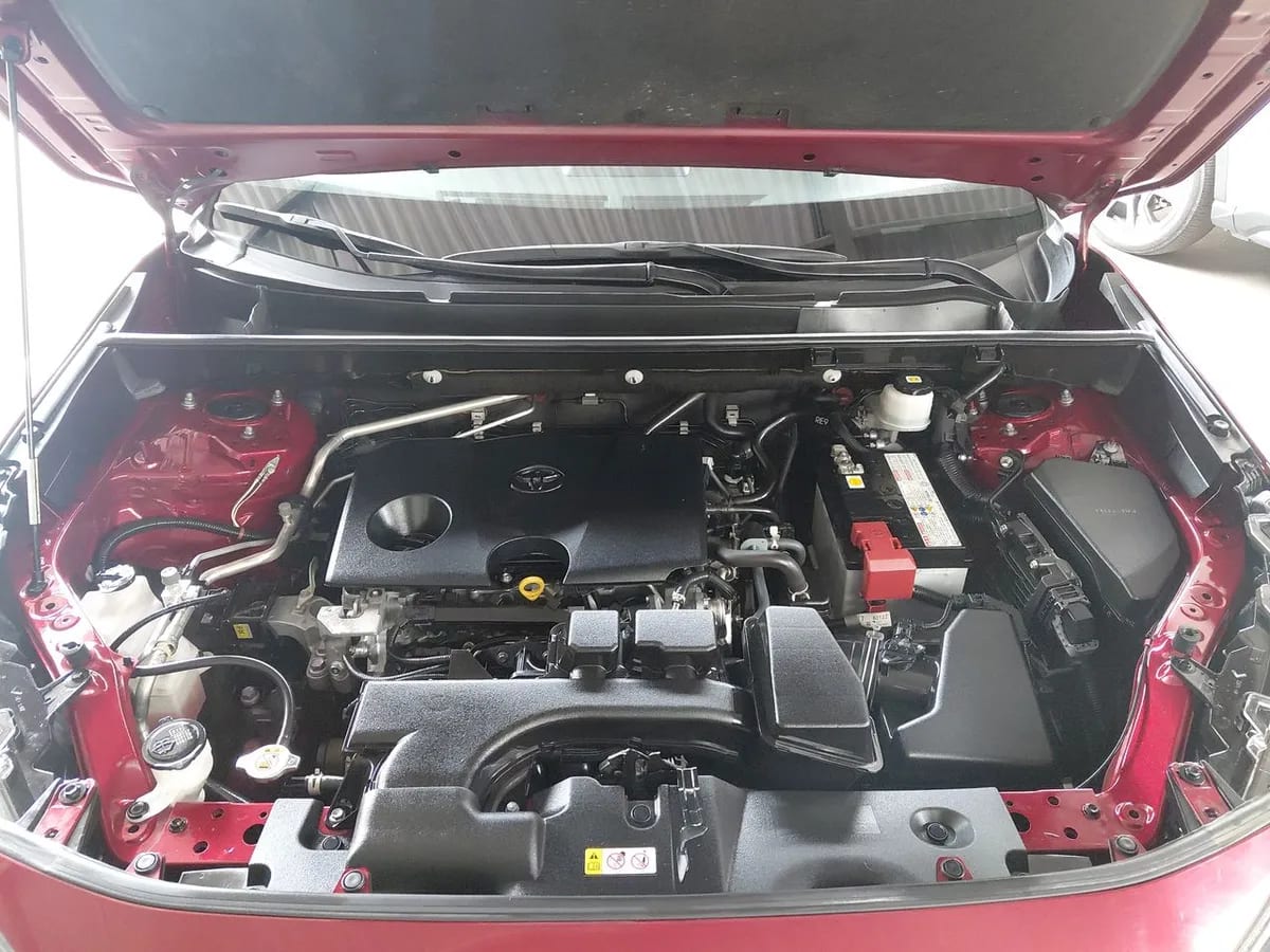 Toyota Rav 4 2.0 Le 4x2 Mt 5p año 2023