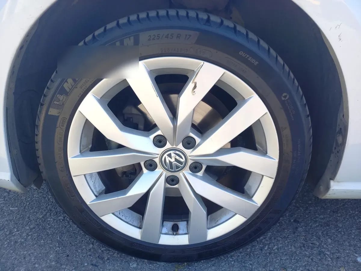 Volkswagen Golf 1.4 Highline 4x2 Hb At 5p año 2019
