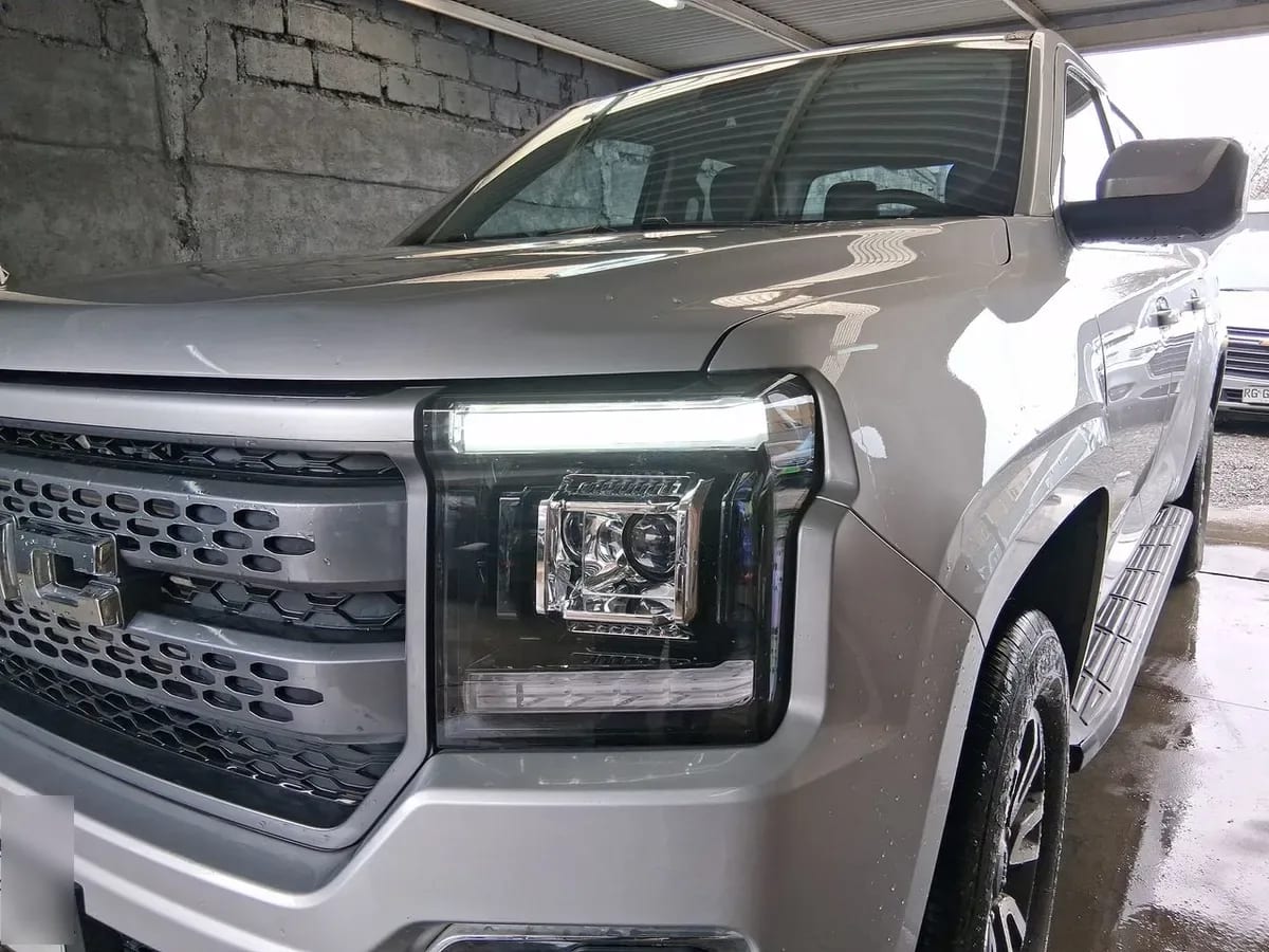 JMC Grand Avenue 2.3t Diesel 4x4 Dob. Cab. Mt 4p año 2026