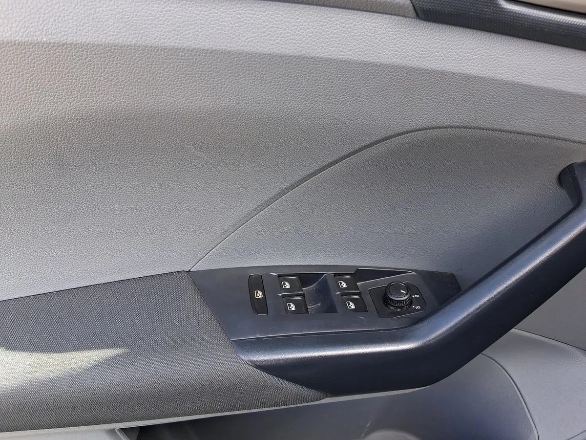 Volkswagen T-Cross 1.6 Msi Trendline 4x2 Mt5 5p año 2020