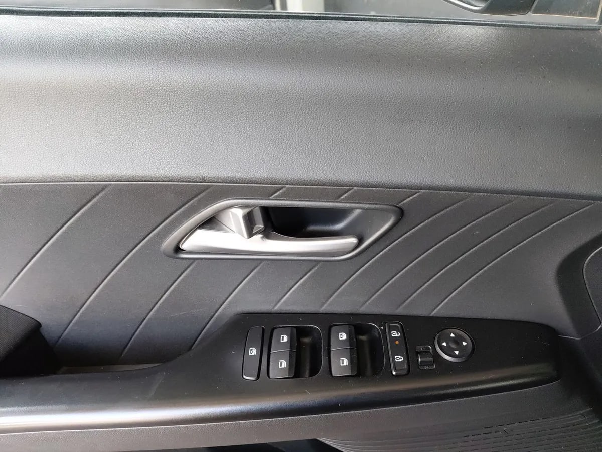 Hyundai Accent 1.4 Hci Plus 4x2 Mt 4p año 2024