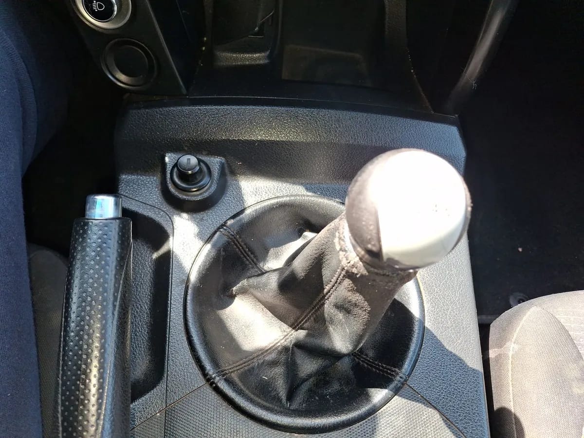 Ssangyong Actyon Sports 2.2 Diesel 2wd 6as612 Ll Dob. Cab. Mt 4p año 2019