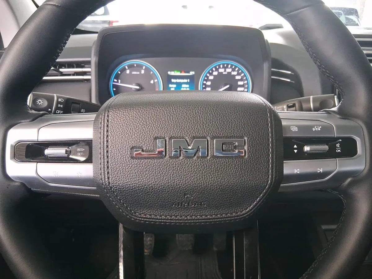 JMC Grand Avenue 2.3t Diesel 4x4 Dob. Cab. Mt 4p año 2026