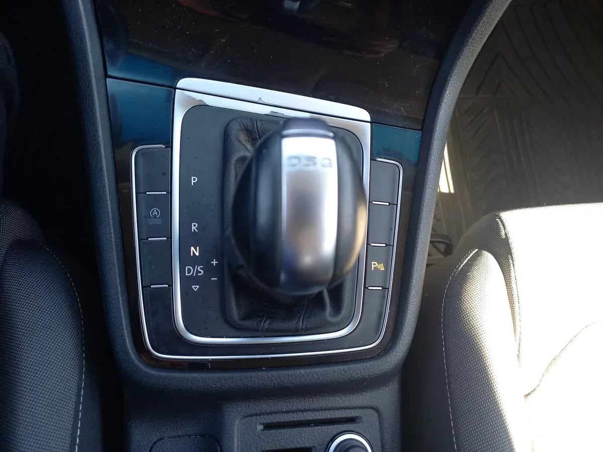 Volkswagen Golf 1.4 Highline 4x2 Hb At 5p año 2019