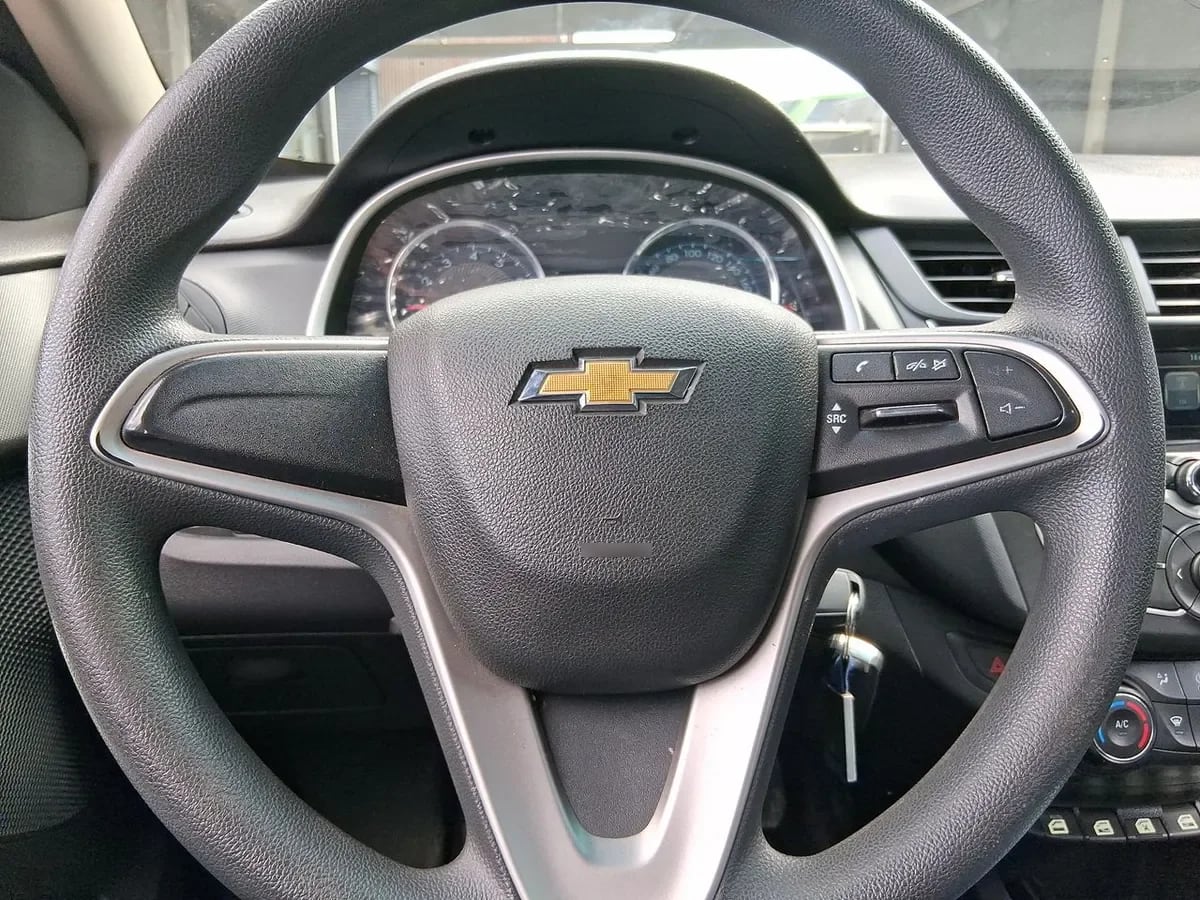 Chevrolet Sail 1.5 Ls Smart 4x2 Mt 4p año 2023