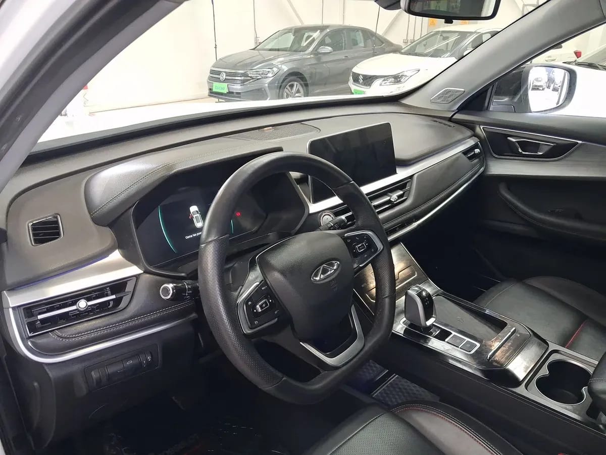 Chery Tiggo 7 Pro 1.5t Glx 4x2 Bicolor Cvt At 5p año 2023