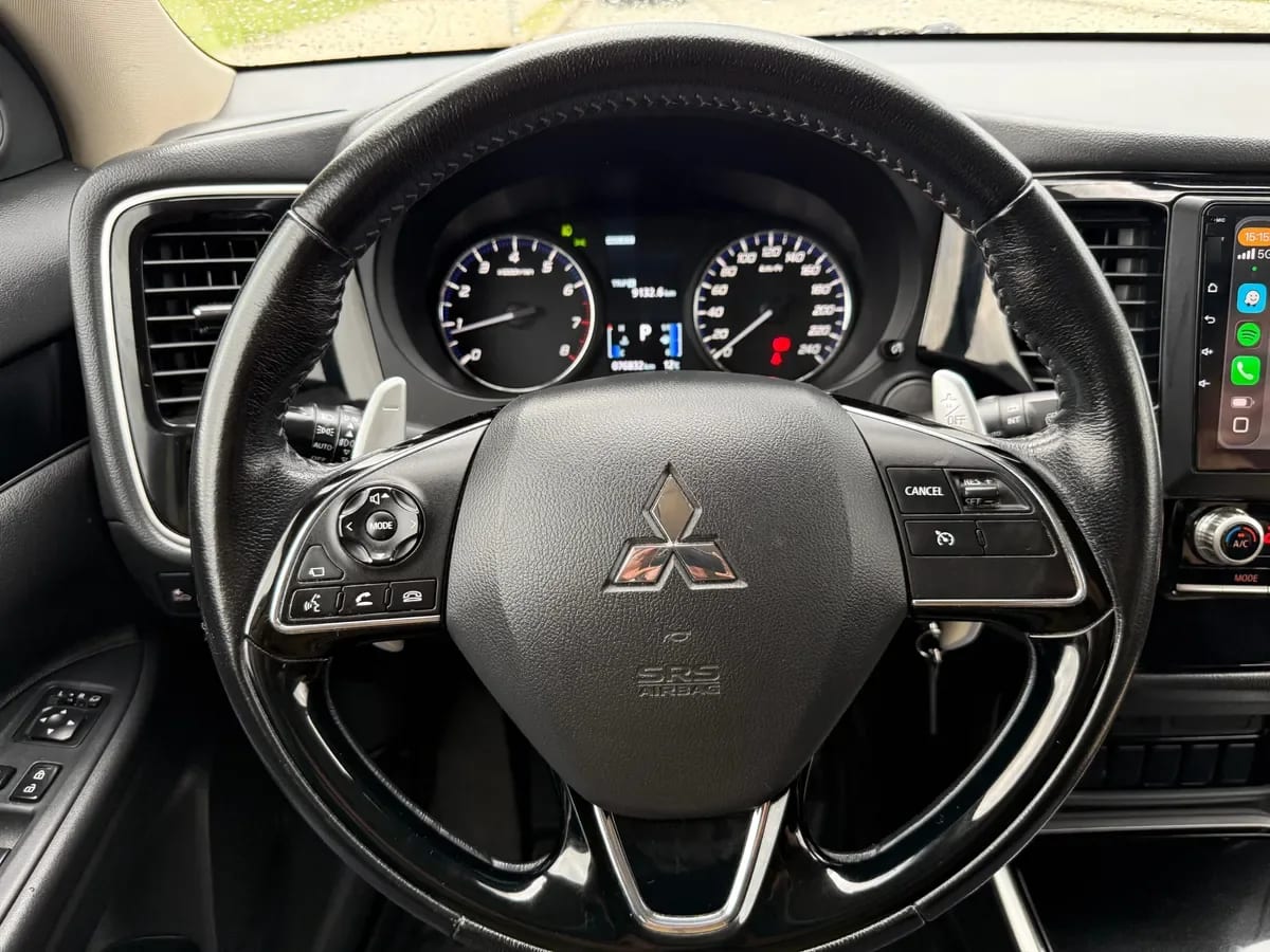 MITSUBISHI OUTLANDER 2.4 Glx + At 4x4 año 2022