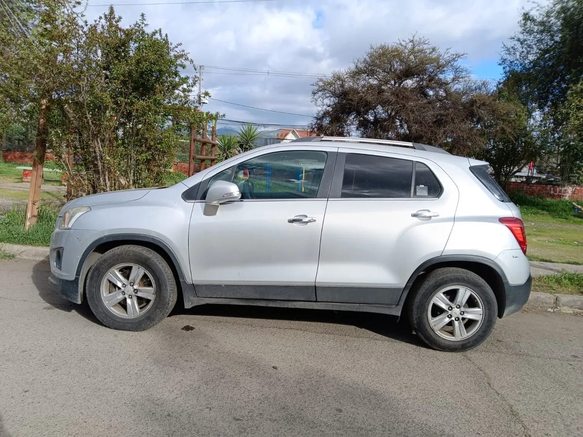 CHEVROLET TRACKER 1.8 E5 Ls Mt 4x2 año 2016