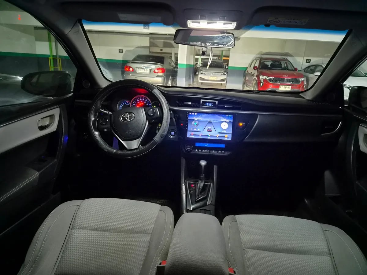Toyota Corolla 1.8 Sdn Le Cvt At año 2017