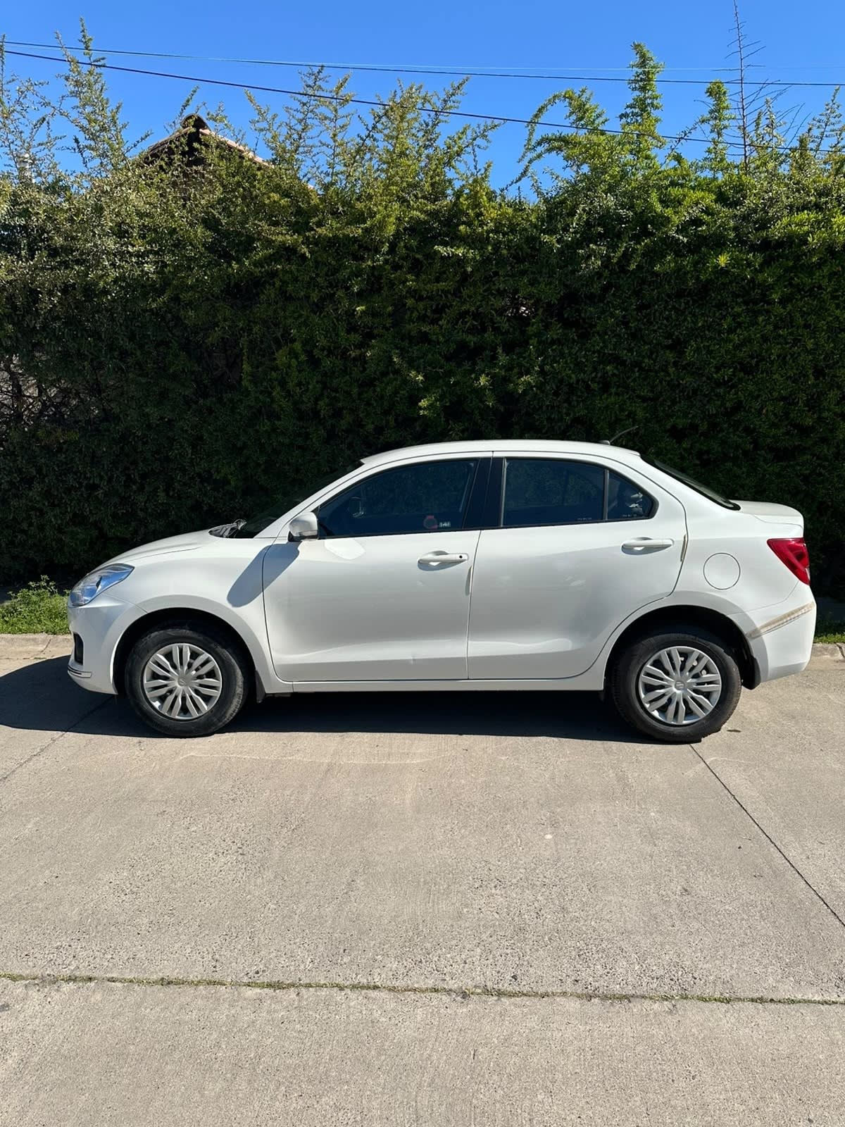 SUZUKI DZIRE 1.2 Sport Amt Gl Mt año 2021